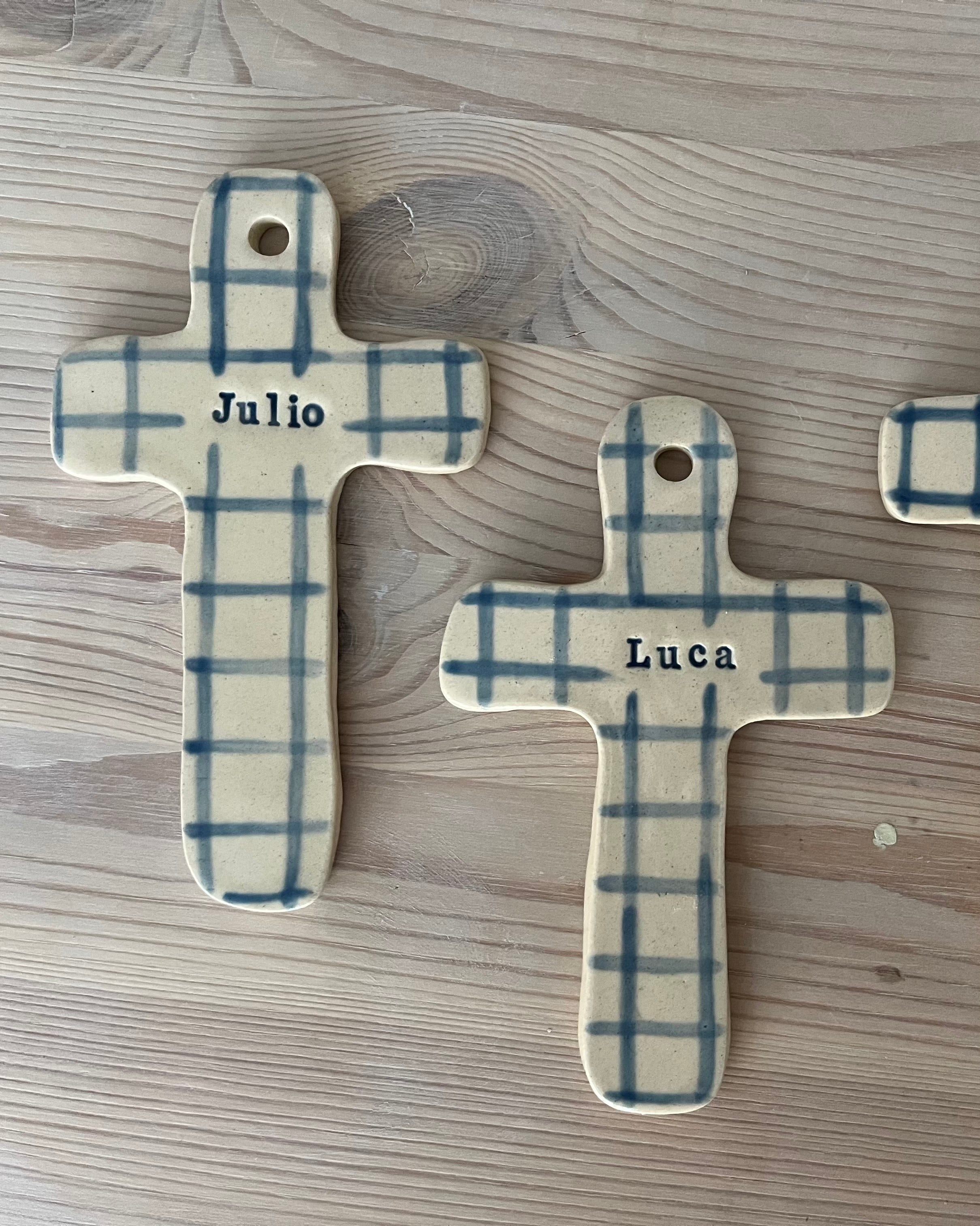 Cruz irregular